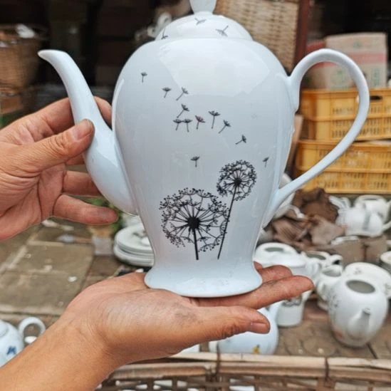 库存微瑕多孔茶壶