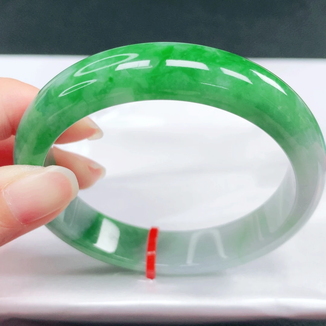 翡翠未镶嵌手镯59圈