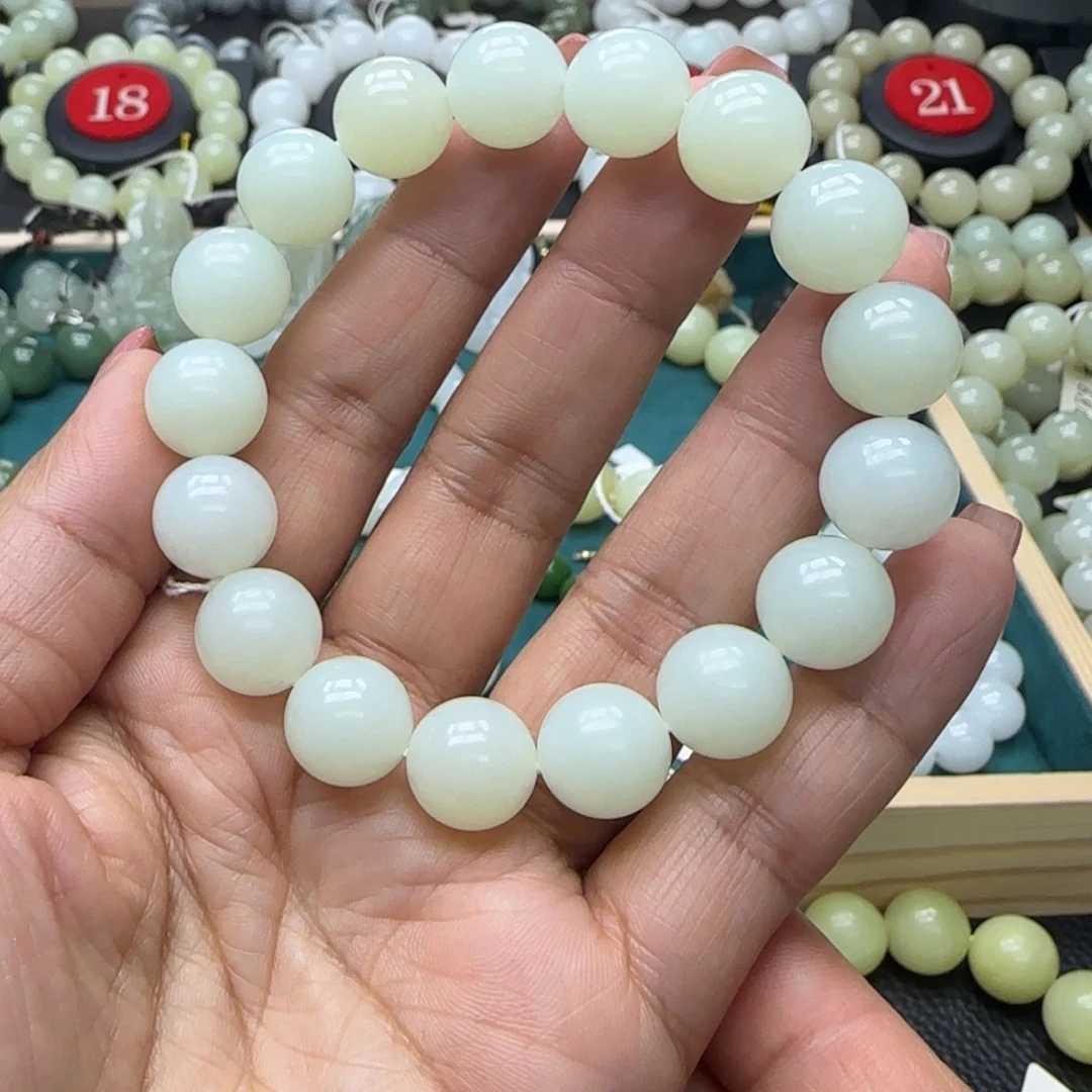 和田玉未镶嵌手链