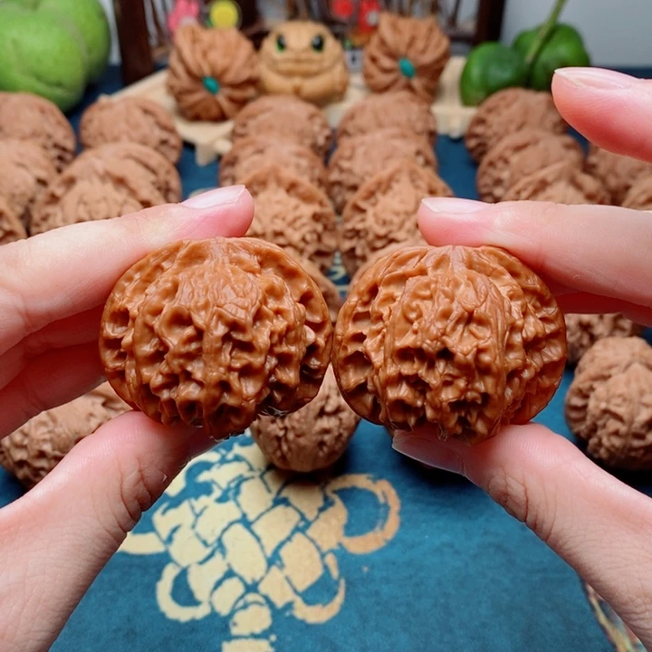 文玩核桃把件苹果园42