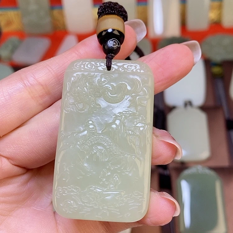 【闪购商品】颈饰未镶嵌和田玉