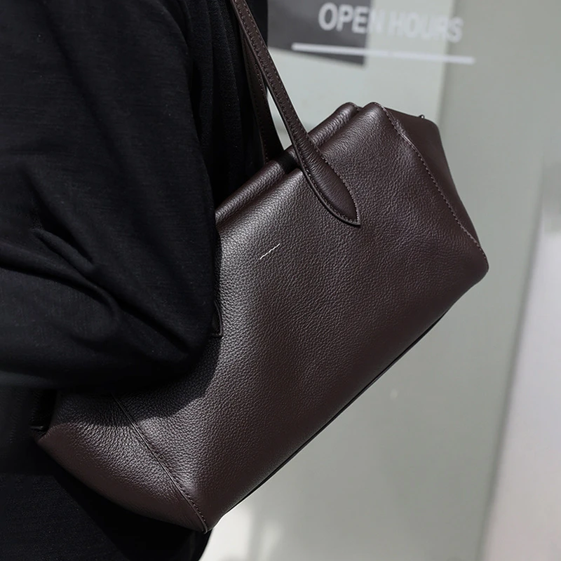 单肩包潮流通勤托特包公文包简约女士秋冬信封包