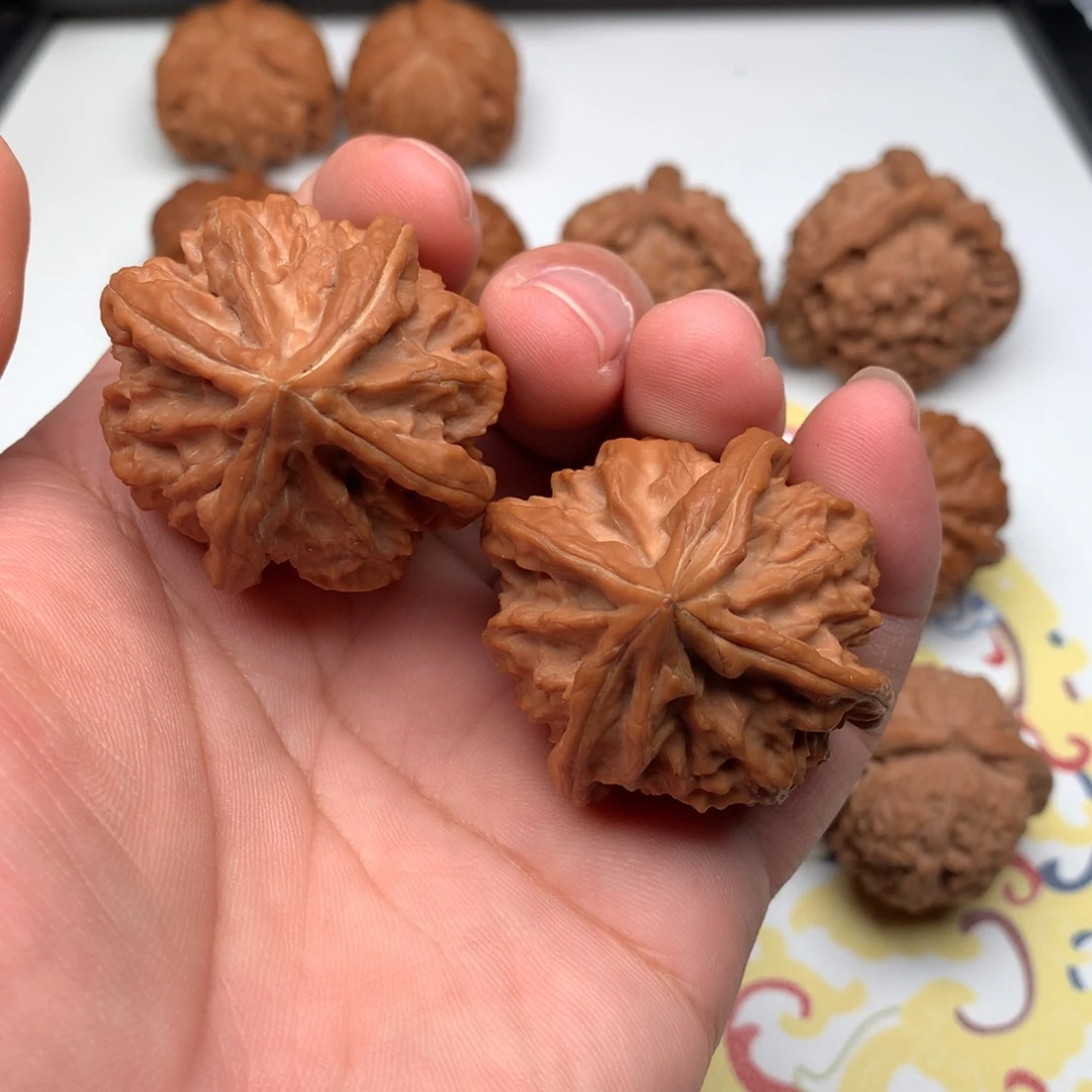 把件文玩核桃大龙四棱