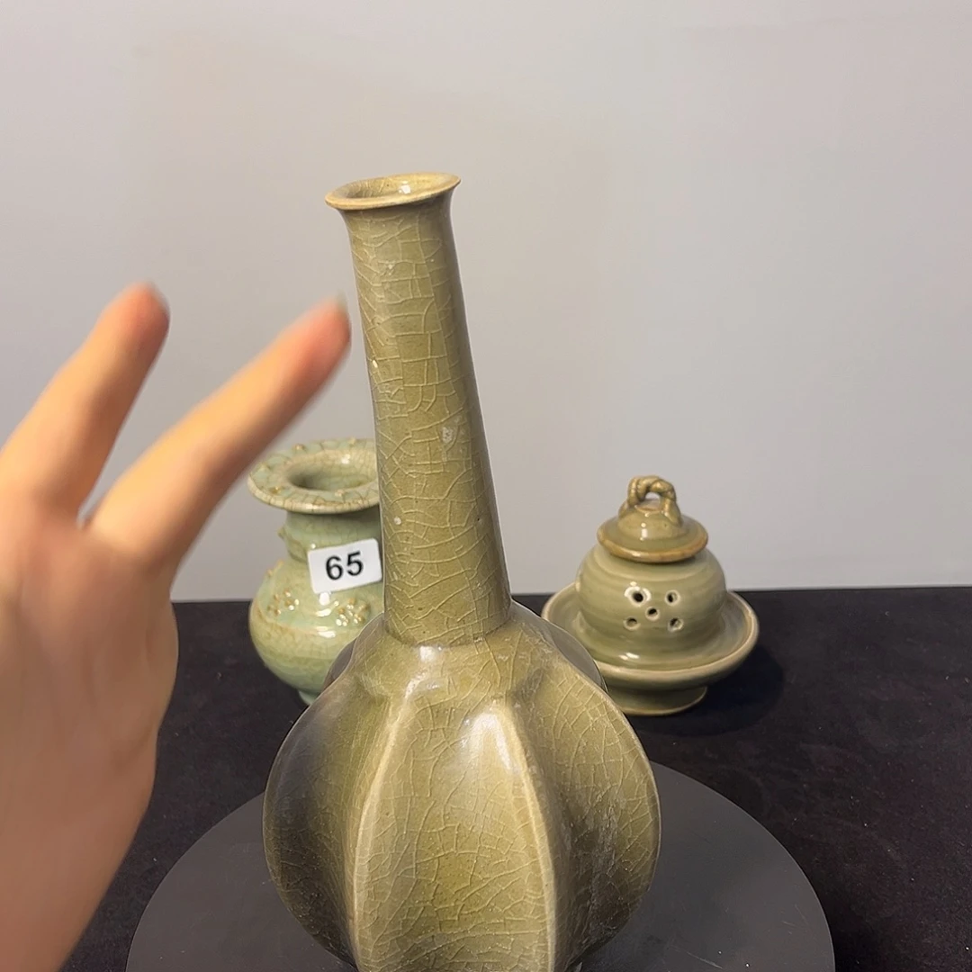 玉***声手工艺品琉璃龙泉青瓷古龙窑
