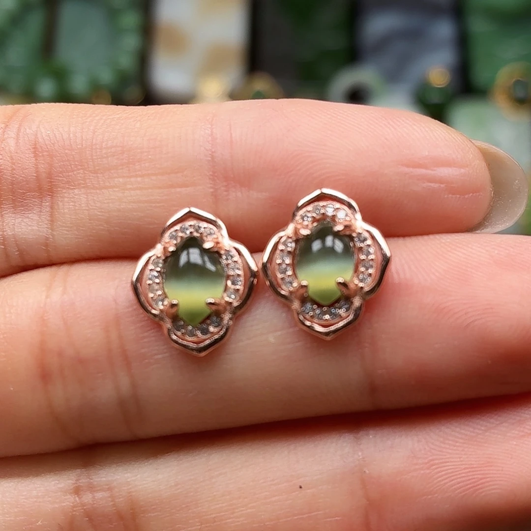 和田玉银S925镶嵌颈饰猫眼