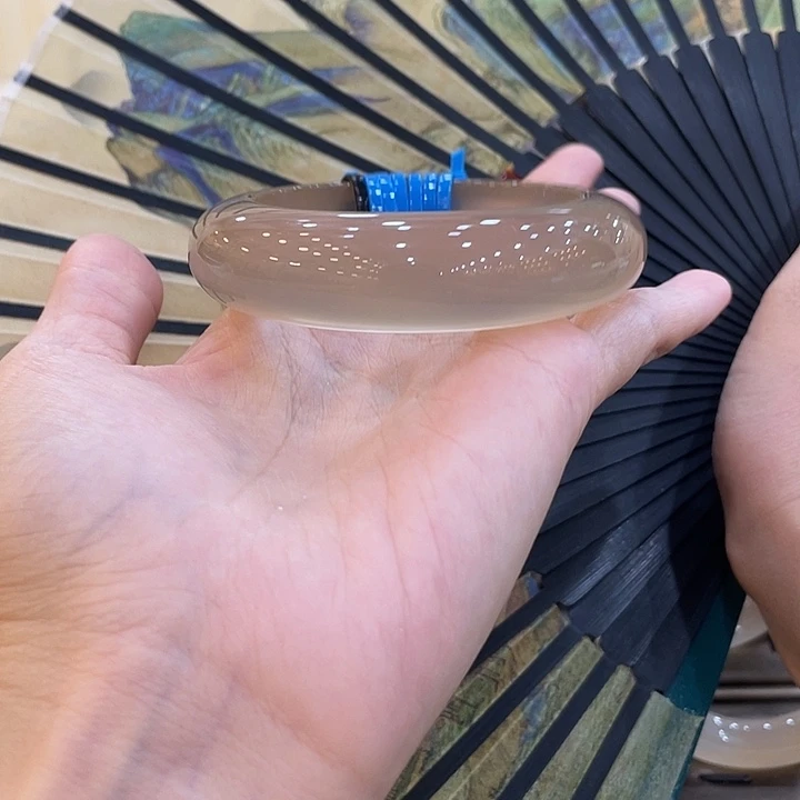 l***j手镯玛瑙/玉髓未镶嵌
