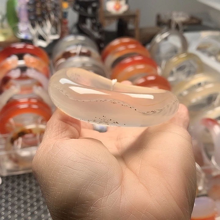 玛瑙/玉髓未镶嵌手镯