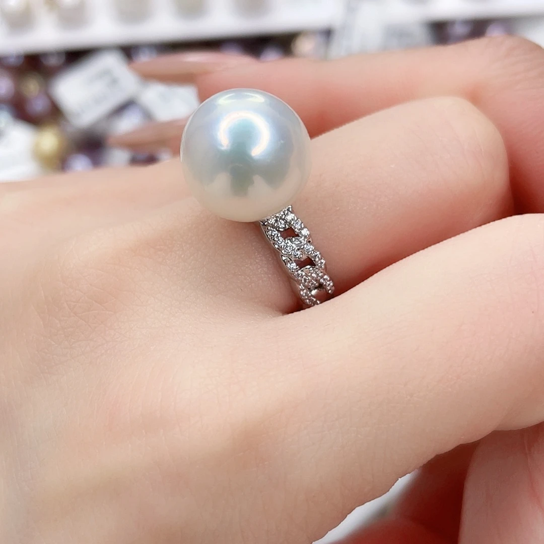 淡水珍珠吊坠(赠链)未镶嵌