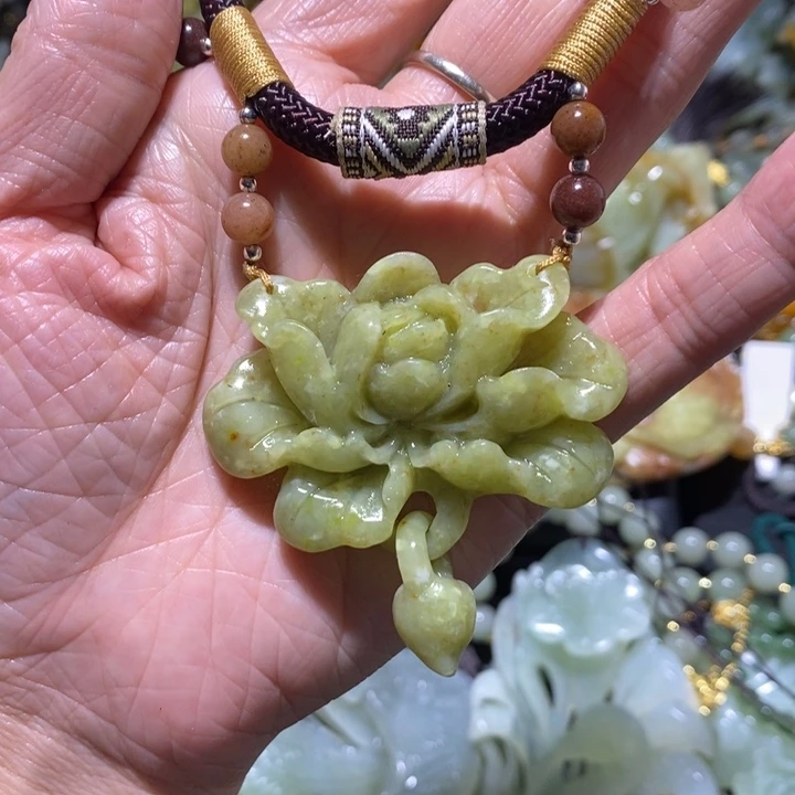 岫玉岫玉吊坠未镶嵌