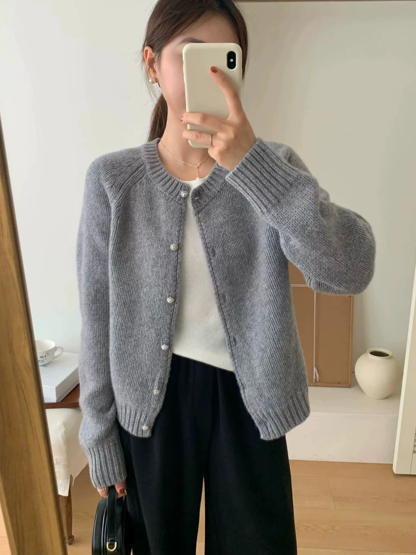 闵逸/1-100 濮院浣熊羊毛针织衫