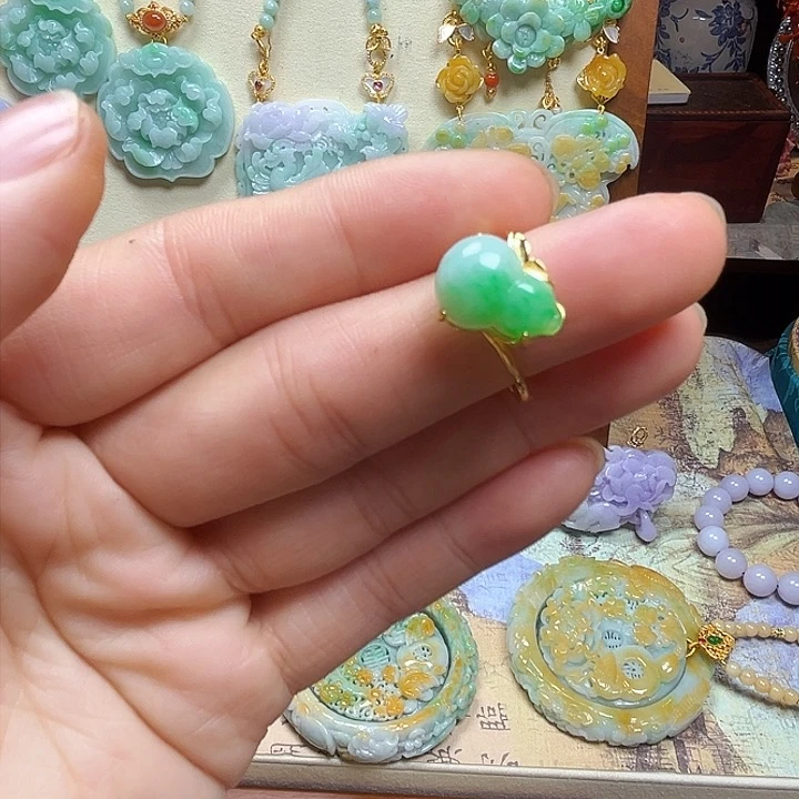 翡翠戒指未镶嵌天然翡翠