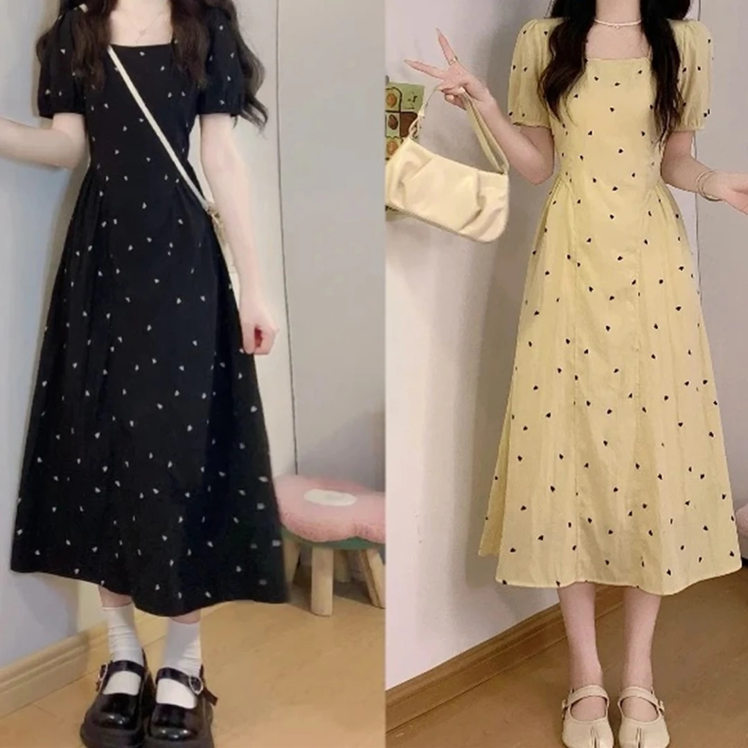 2025新款法式复古波点短袖方领连衣裙女夏季长裙简单大方得体裙子