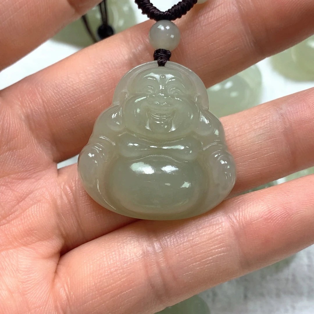 南***暖和田玉未镶嵌颈饰