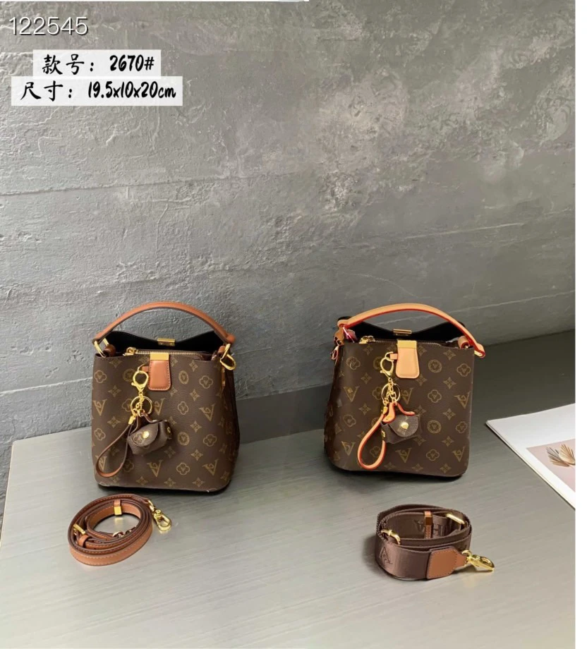 凯诗米娜女包【手提斜挎水桶包拉链暗袋百搭拉链水桶包】