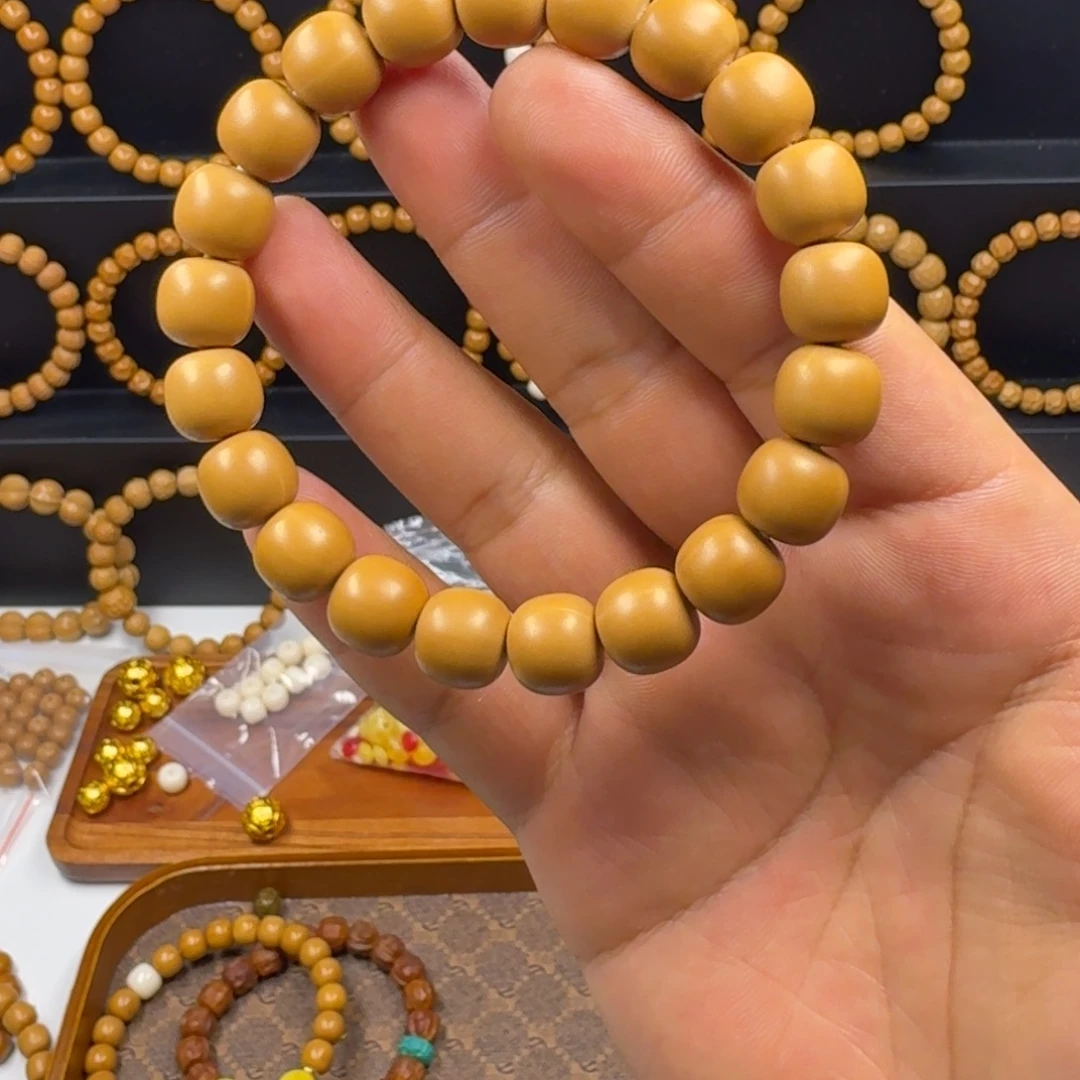 吊坠猴头核桃龙岩料老型