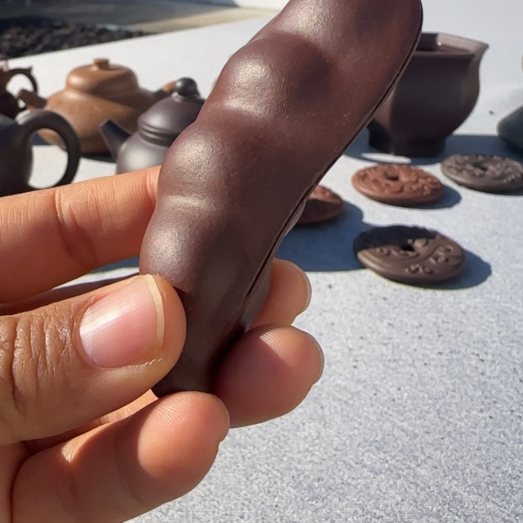 用***0紫砂茶宠四号井底槽青豆荚泥料体验