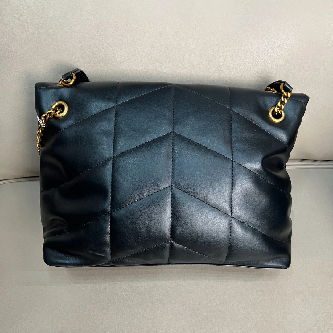 A184 新款真皮时尚通勤休闲百搭经典单肩斜挎包  黑色