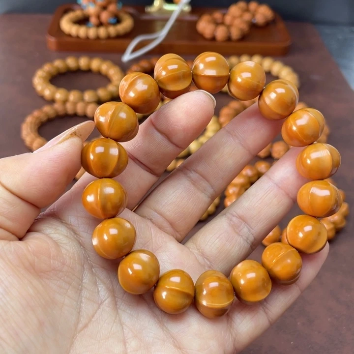 吊坠猴头核桃三花鲨鱼