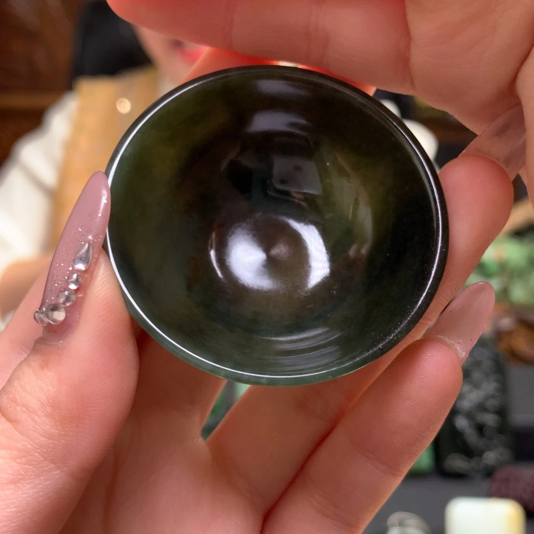 和田玉茶杯未镶嵌