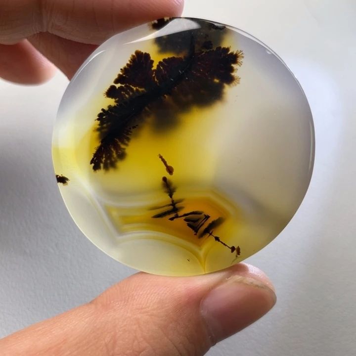 玛瑙/玉髓未镶嵌项圈钟*