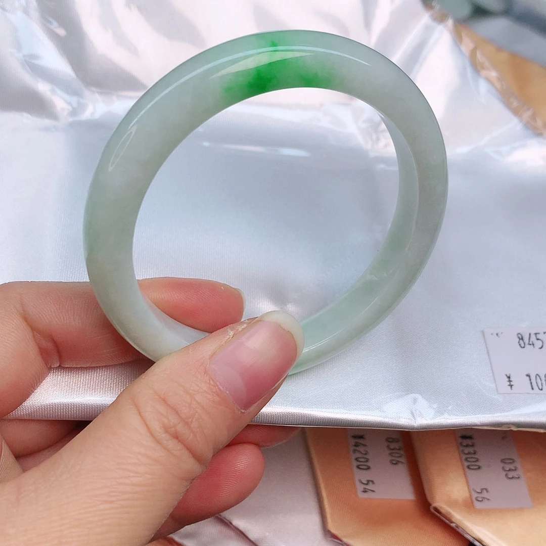 翡翠手镯未镶嵌8457xc vb n n