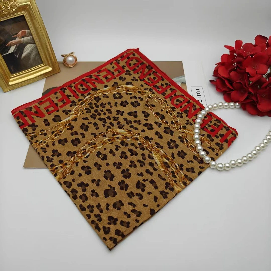 95新 FENDI/芬迪 海囤/芬迪/丝巾/yy05303