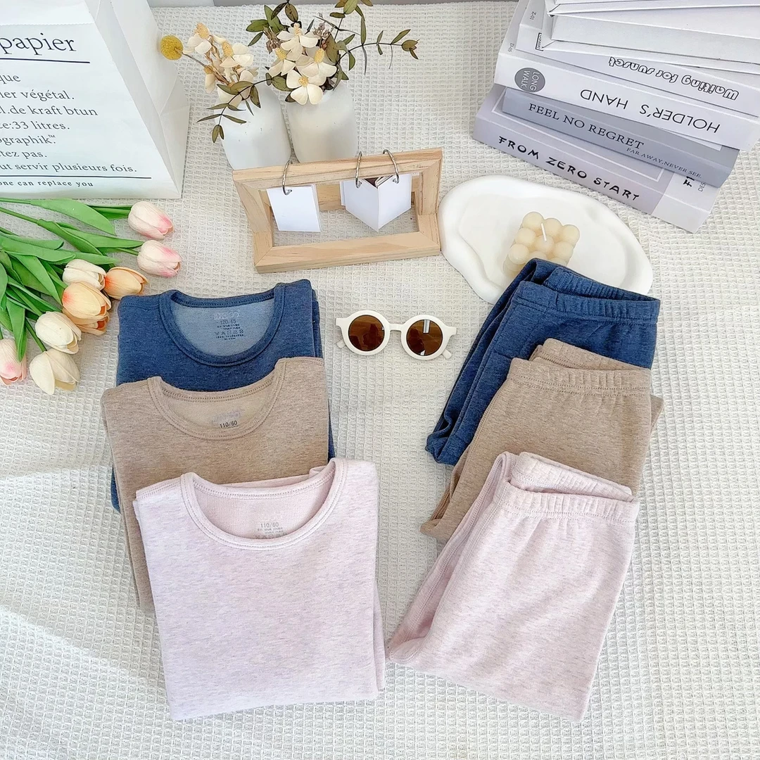 无纺布袋！加厚！儿童色纺发热无骨亲肤秋衣套装  多色