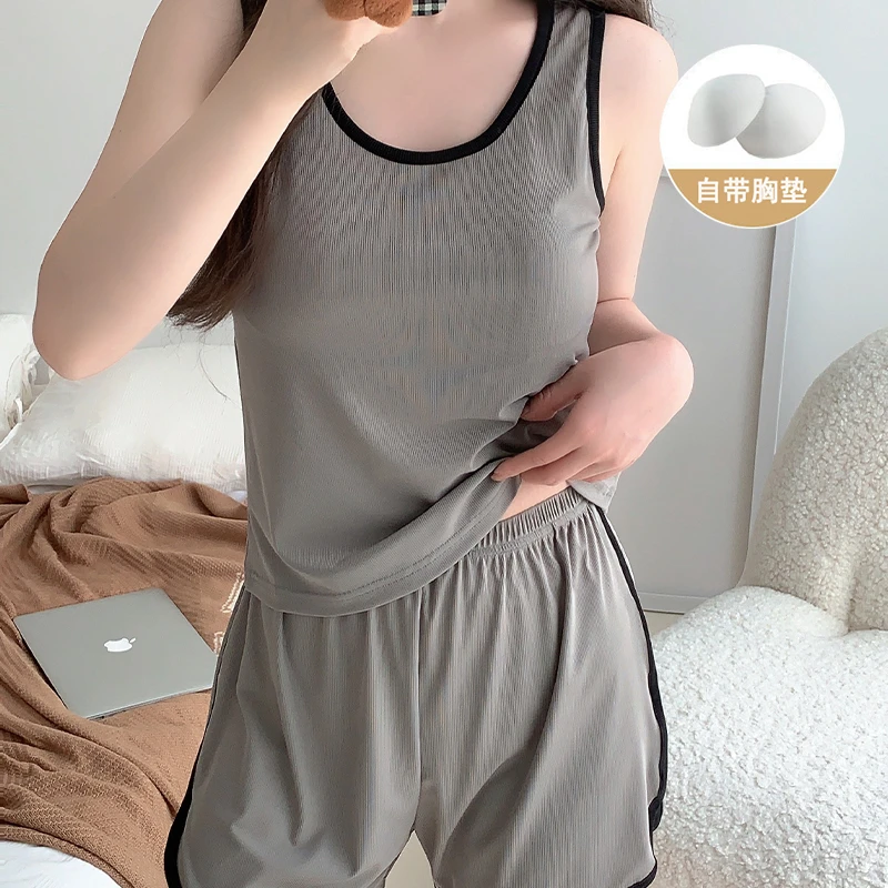 运动风夏季背心短裤冰丝带胸垫睡衣女2025新款夏天纯色家居服套装