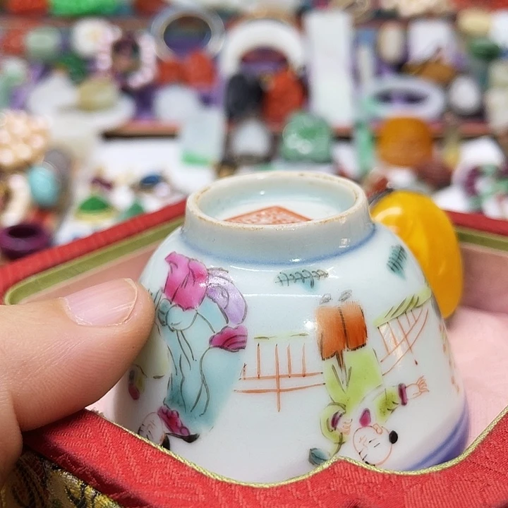 用***6青花手绘小主人杯子