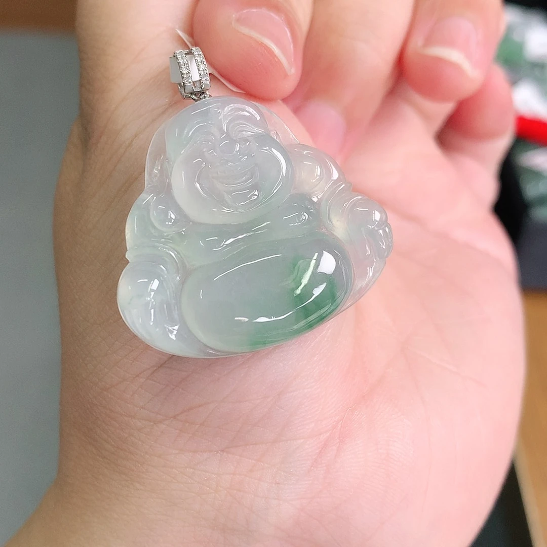 翡翠18K金镶嵌颈饰冰晴飘绿佛公30-32-6
