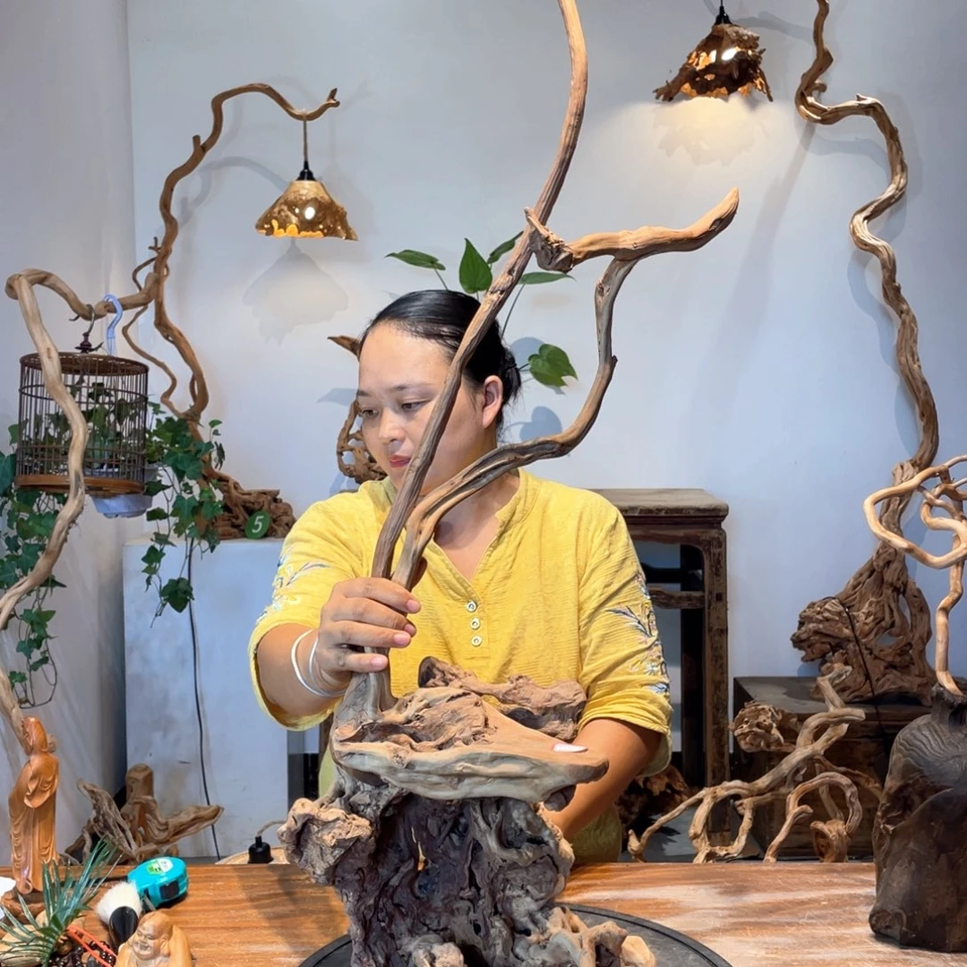 云***程天然根雕陶制艺术品