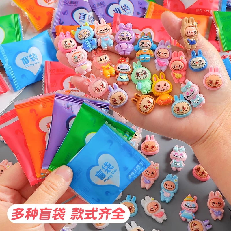 【店长推荐】布布盲袋奖品小礼品拆盲盒玩具迷你树脂公仔摆件配件