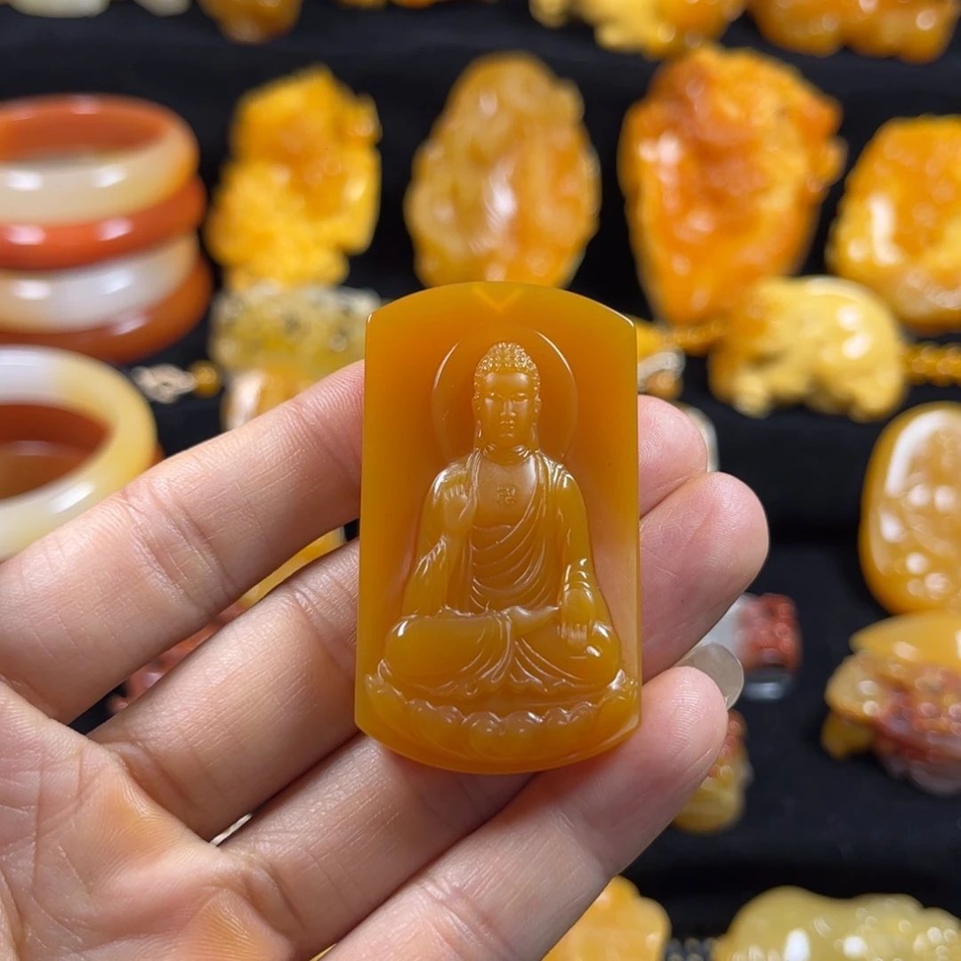 石英质玉（黄龙玉）未镶嵌貔貅游*