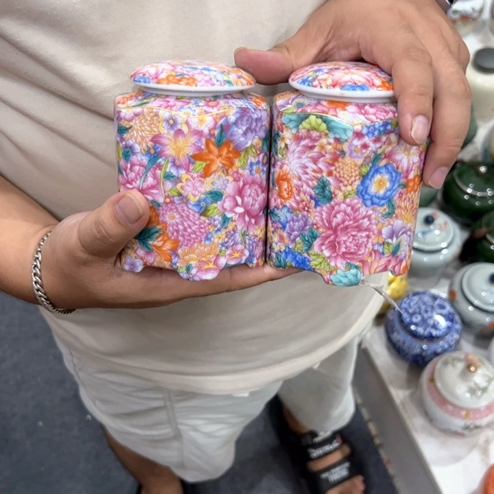 瑕疵福利品陶瓷茶叶罐介意勿拍