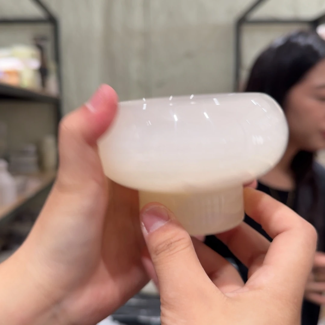 大理石h47。 钱。