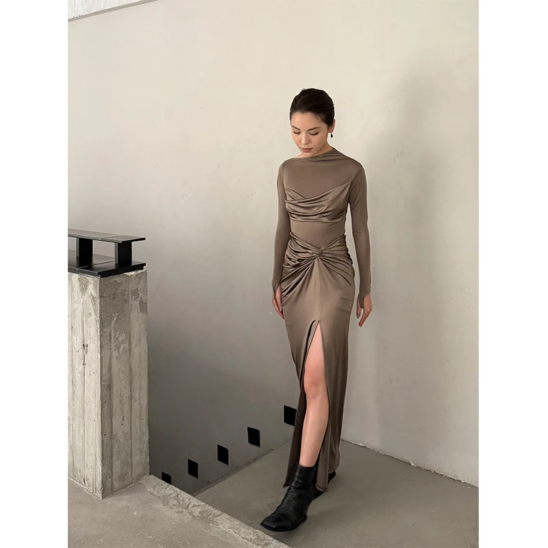 OUDE WAAG 25春夏新款 纽结垂坠半裙 /非七天无理由退换