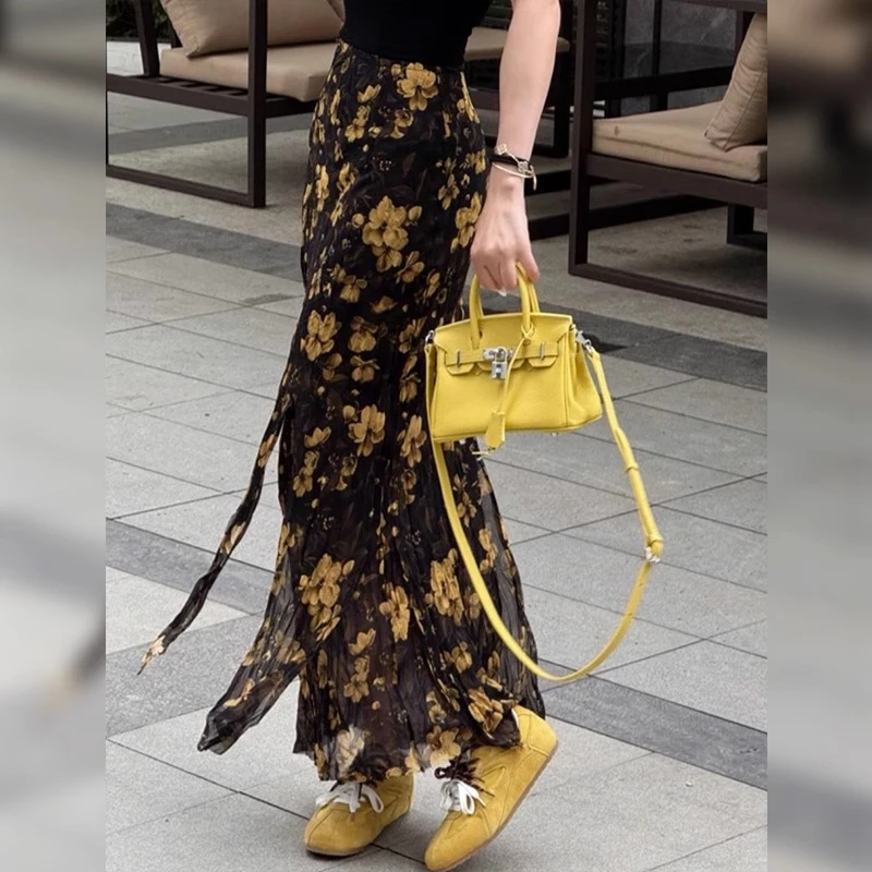 垂坠感高腰黑色百褶碎花半身裙女2025夏季新款显瘦气质绝美长裙子