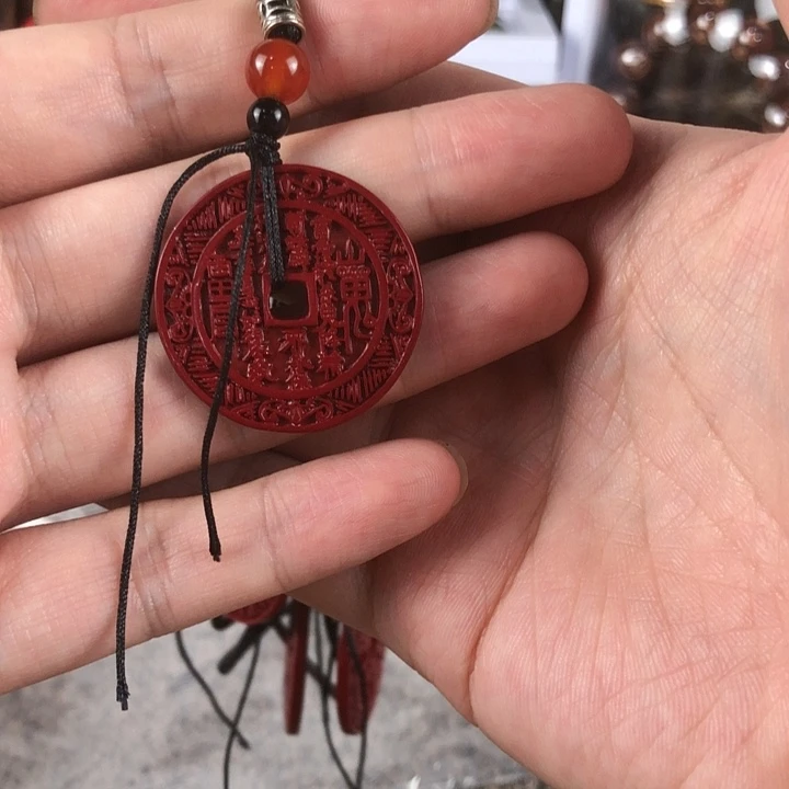 石膏制品雕刻吊坠