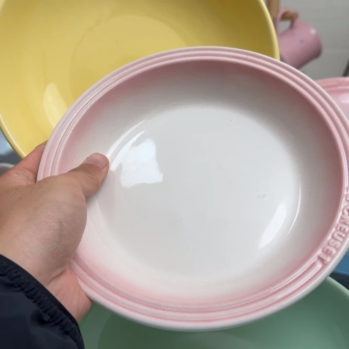 福利微瑕2个组合8英寸圆深盘➕草帽盘挑选一下