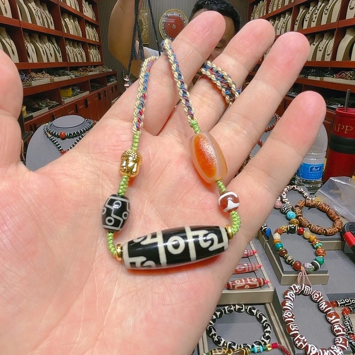 未镶嵌玛瑙/玉髓珠宝奇石