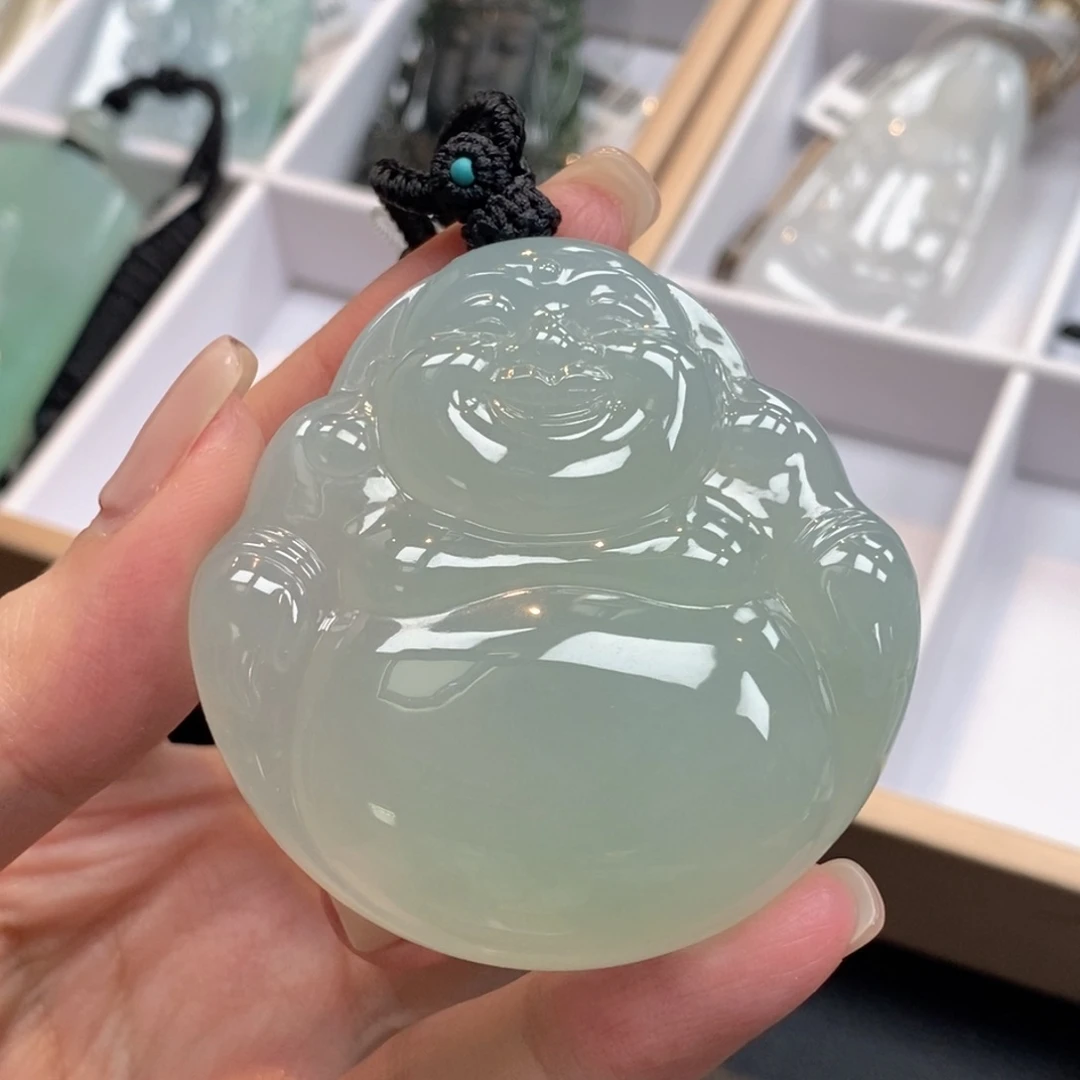 翡翠颈饰未镶嵌百****生翡翠