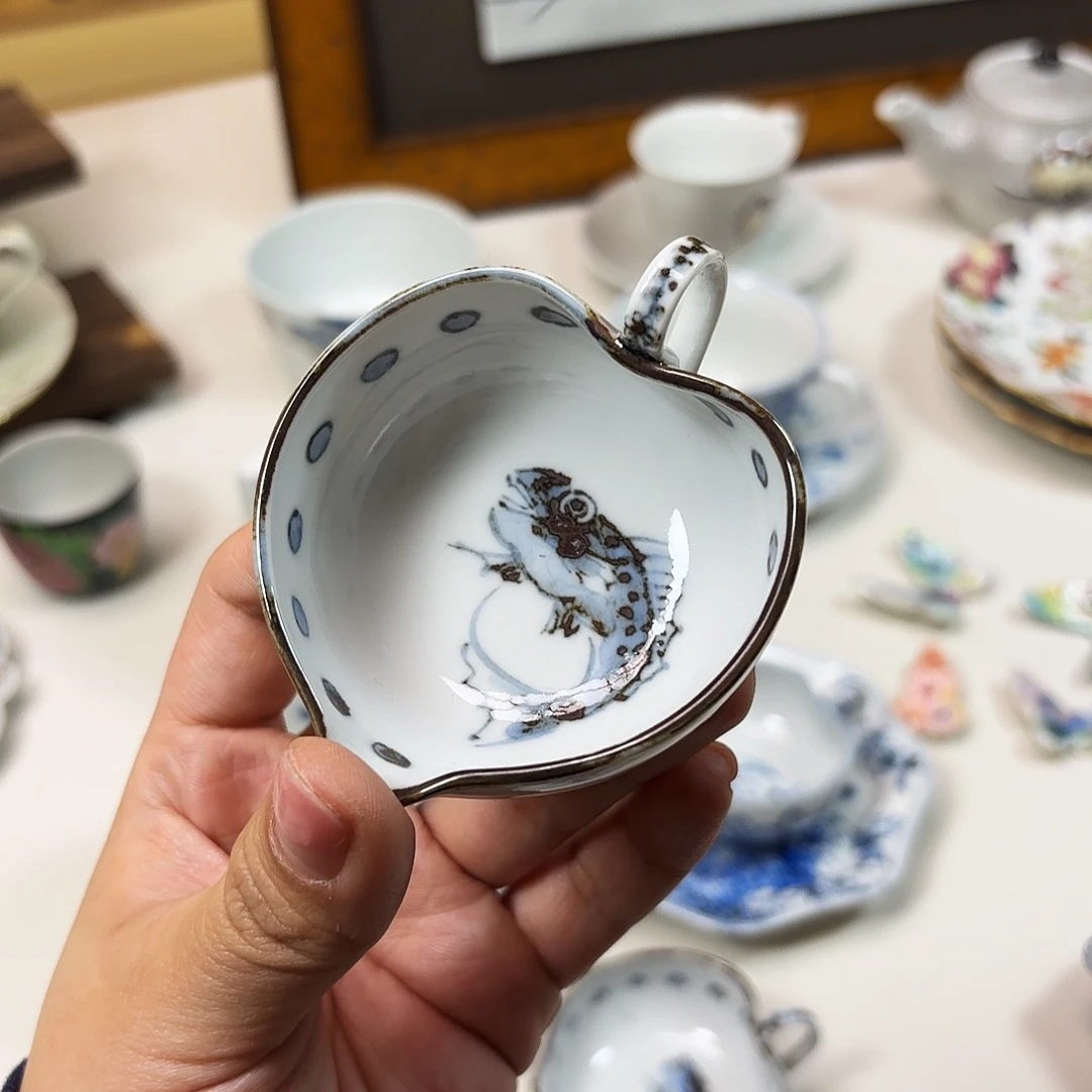 瓷       上田千椿