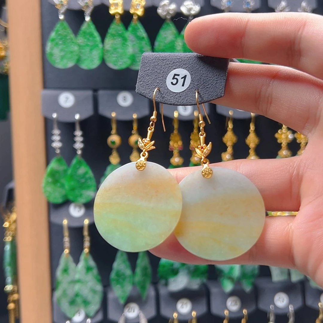 未镶嵌翡翠耳饰翡翠