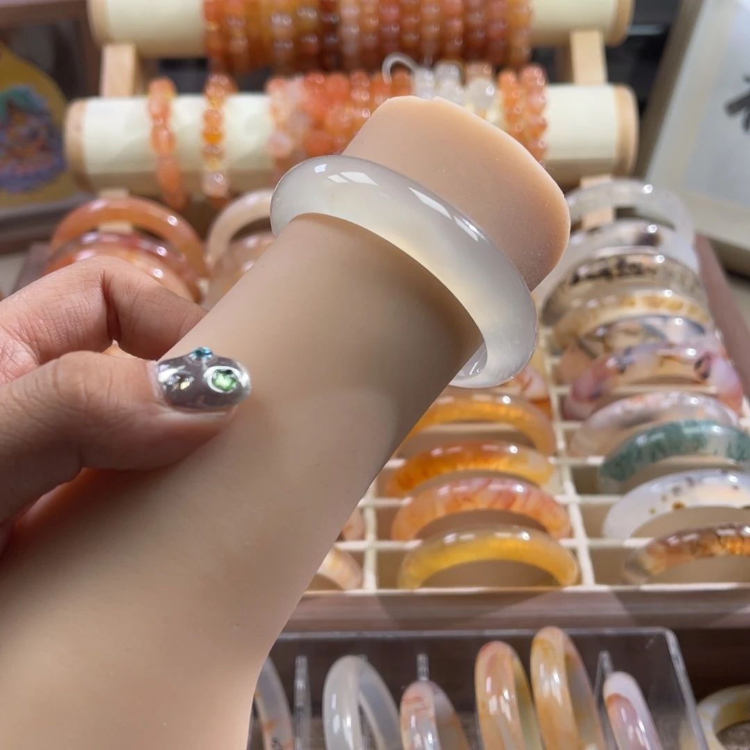 手镯玛瑙/玉髓合金52