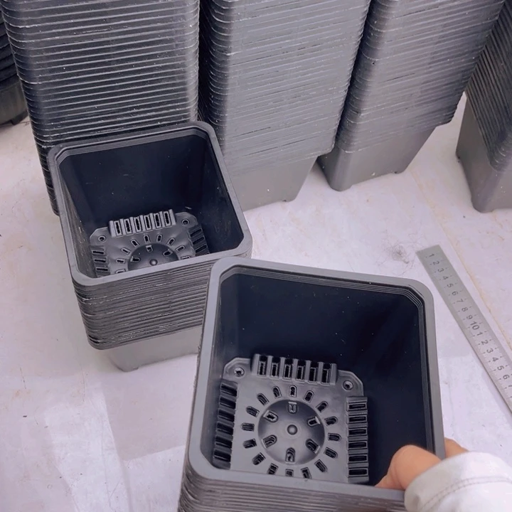 树脂140黑方口13高10一组20个