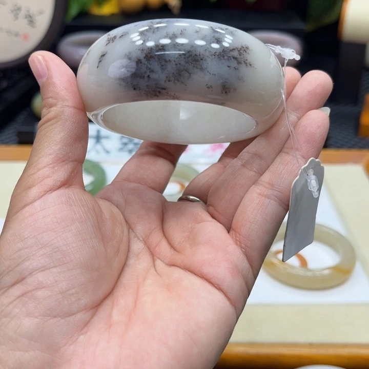 未镶嵌手镯石英质玉用****7