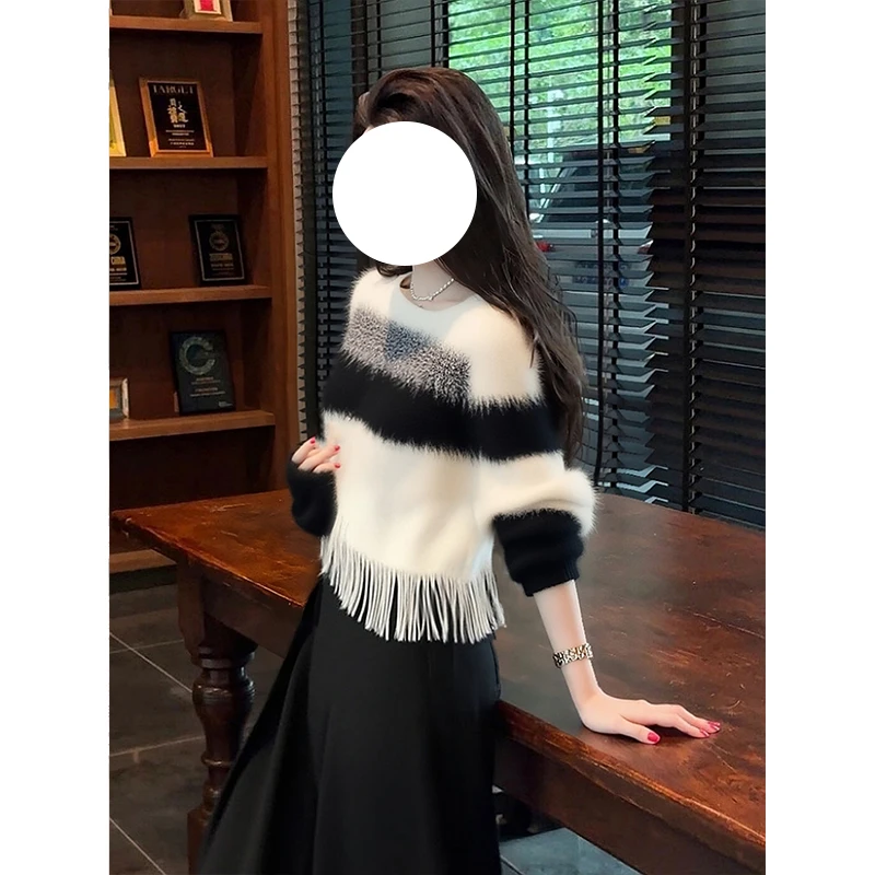 2025秋冬新款气质撞色条纹针织毛衣女大码胖MM慵懒风短款内搭上衣