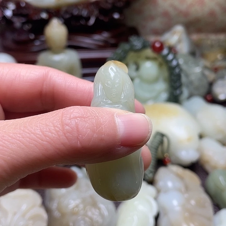 和田玉（糖玉）未镶嵌挂件