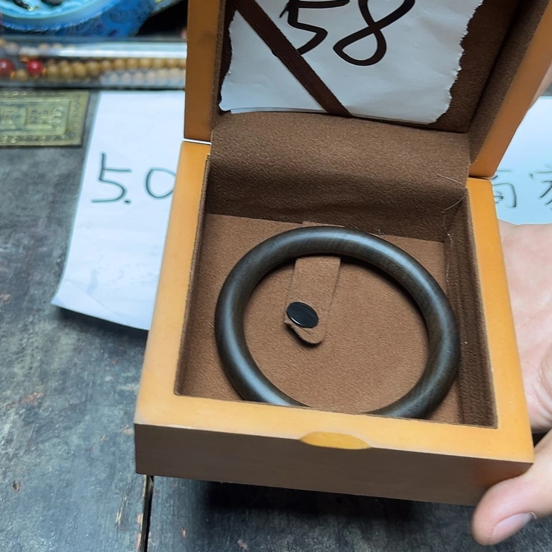 大叶紫檀（黑酸枝木类）