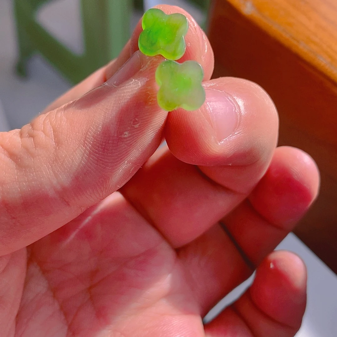 和田玉（碧玉）银S925镶嵌耳饰